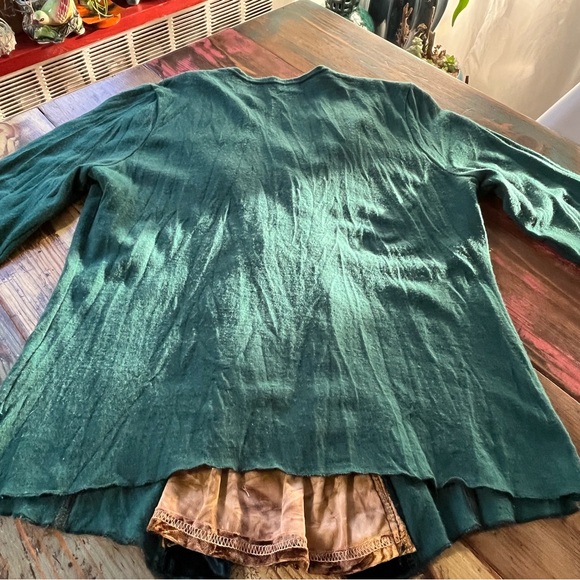 Cute Winter Top - Picture 6 of 7